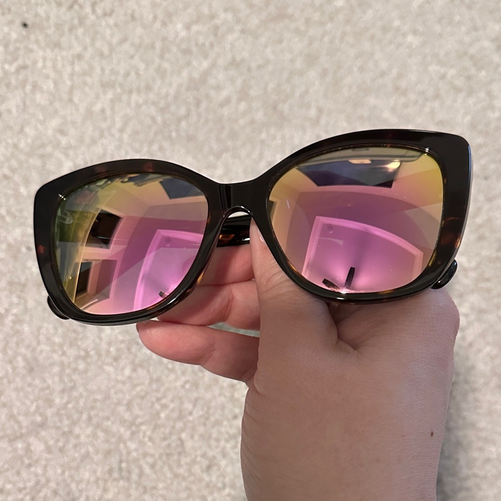 Diff Ruby Polarized Sunglasses